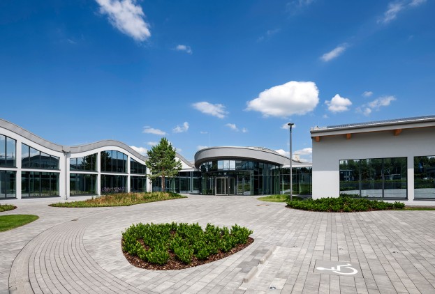 IT Campus Paderborn_DE_01_heroal W 72, D 72, C 50_LIRA/Heine Warnecke Design 