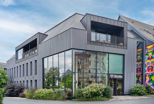Liebesbier-Urban-Art-Hotel-Aussenansicht