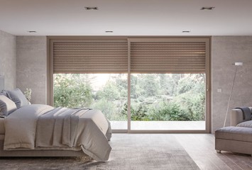 Themen-Waermedaemmung-Fensterfront-mit-Winterlandschaft
